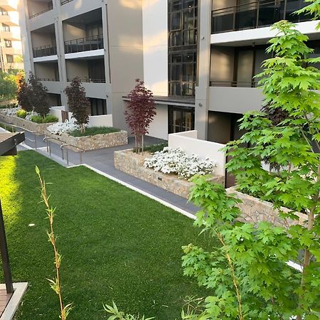 Governor Luxe 1 Bedroom Apartment In The Heart Of Barton Wifi Gym Wine Secure Parking Canberra Kingston Экстерьер фото