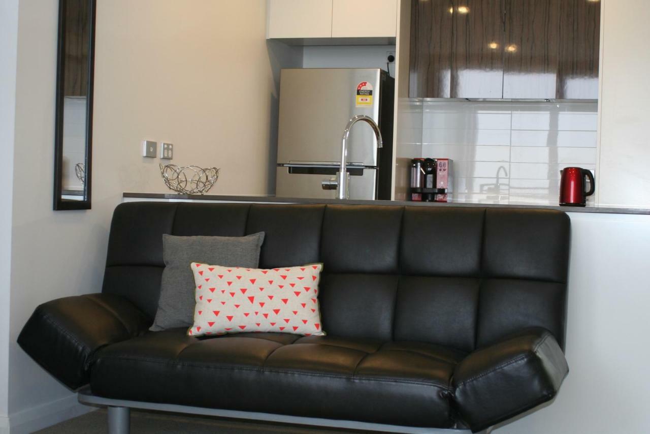 Governor Luxe 1 Bedroom Apartment In The Heart Of Barton Wifi Gym Wine Secure Parking Canberra Kingston Экстерьер фото