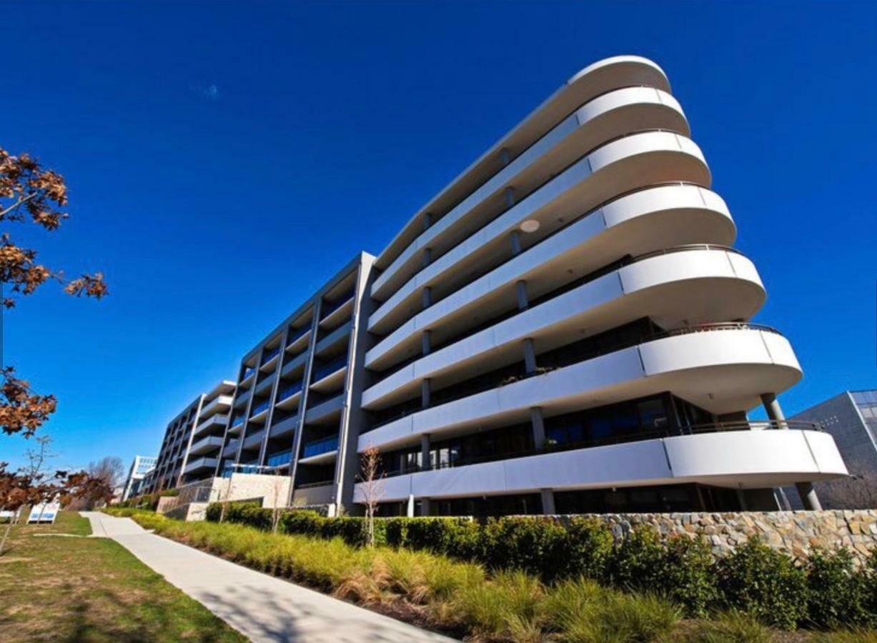 Governor Luxe 1 Bedroom Apartment In The Heart Of Barton Wifi Gym Wine Secure Parking Canberra Kingston Экстерьер фото